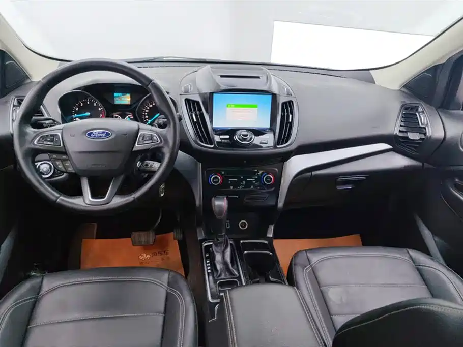 Ford Kuga 2017 — фото 12