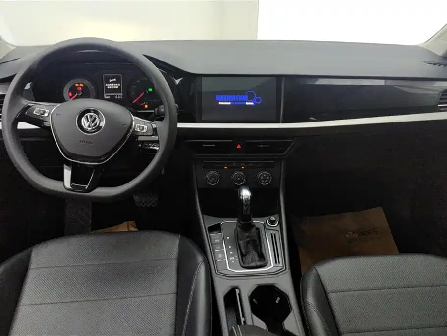 Volkswagen Lavida 2018 — фото 12