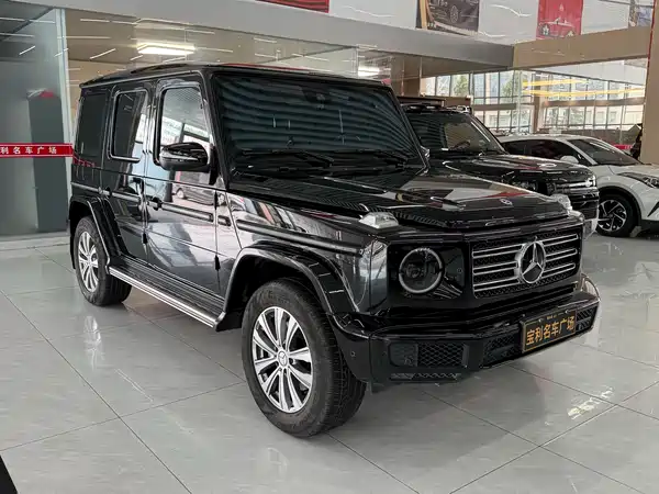 Mercedes-Benz G-Class 2023