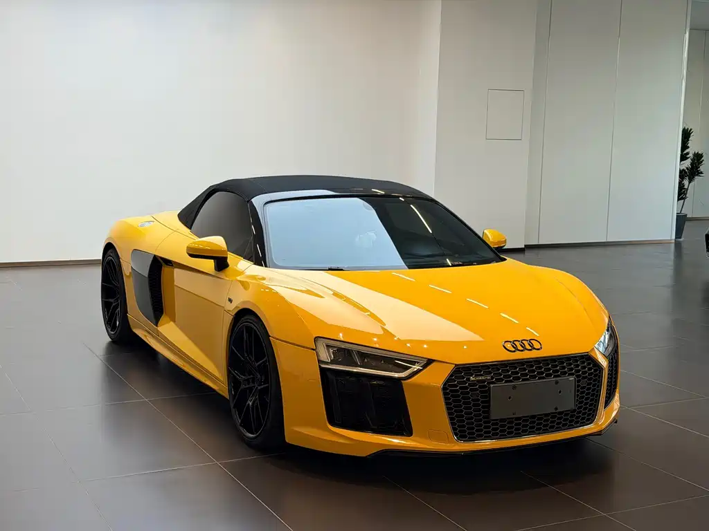 Audi R8 2019 — фото 3