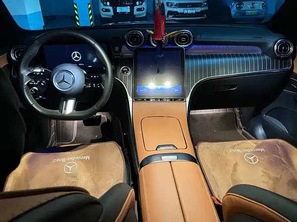 Mercedes-Benz GLC 2024