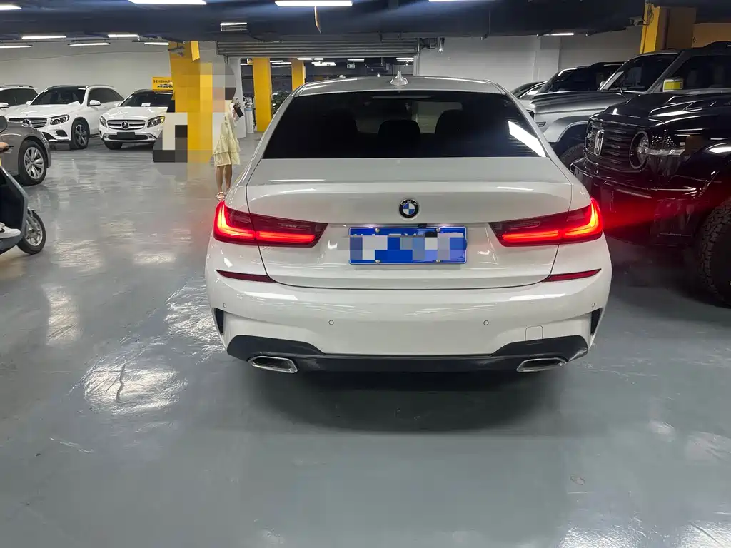 BMW 3 Series 2021 — фото 10