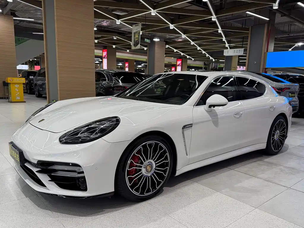 Porsche Panamera 2012