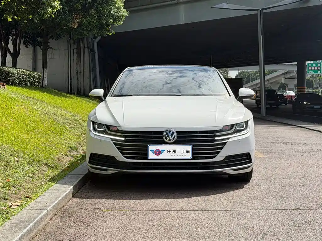 Volkswagen CC 2019 — фото 2