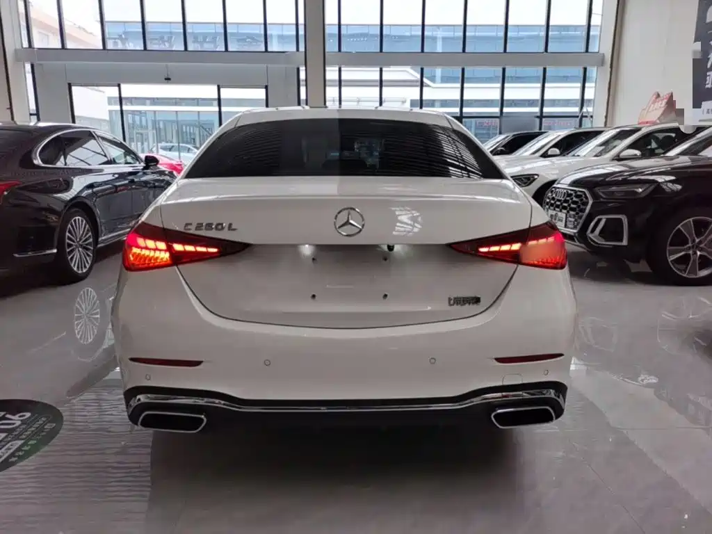 Mercedes-Benz C-Class 2023