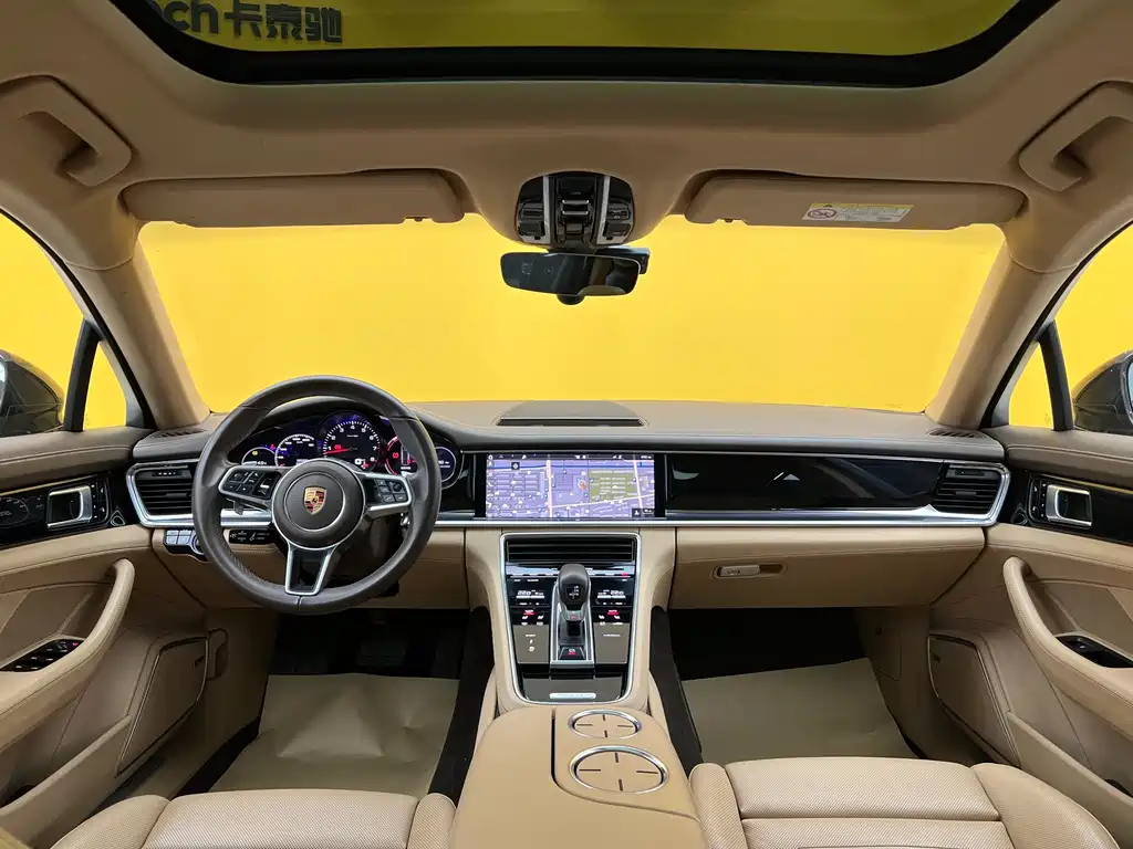Porsche Panamera 2019 — фото 16