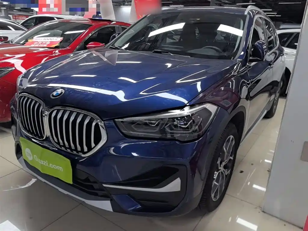 BMW X1 2020 — фото 1