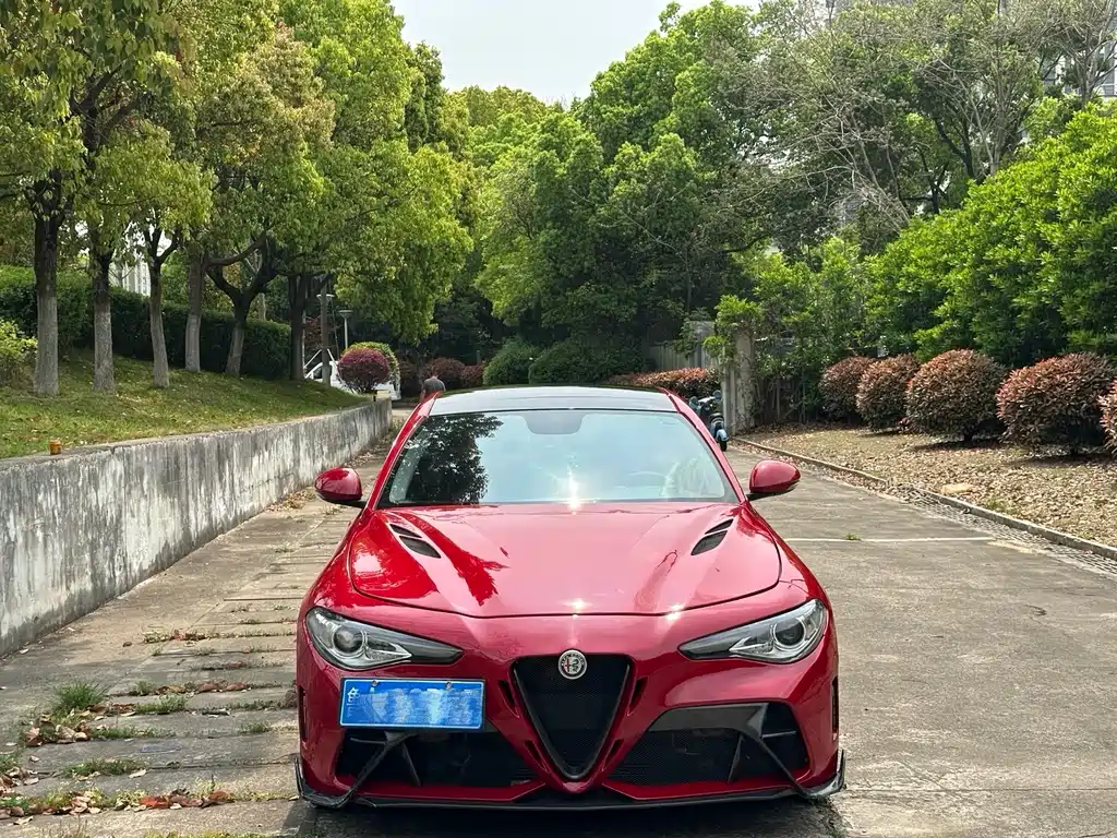 Alfa Romeo Giulia 2020 — фото 2