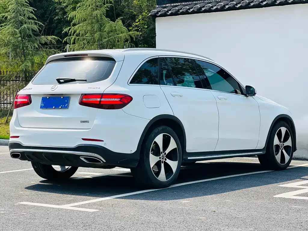 Mercedes-Benz GLC 2018 — фото 9