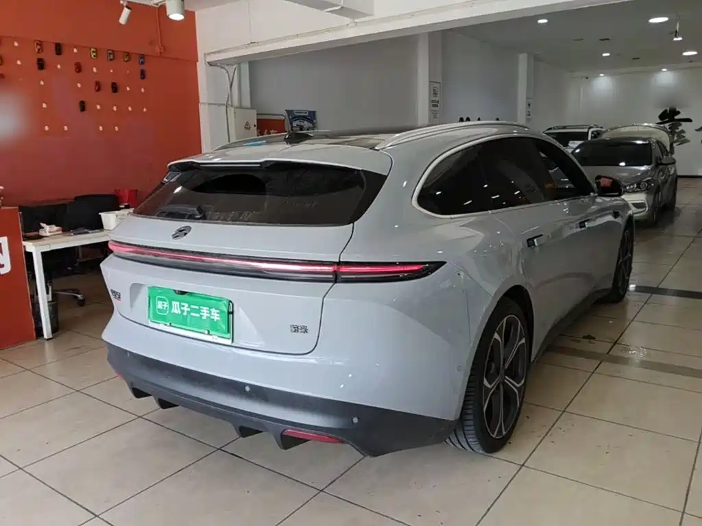 NIO ET5T 2024