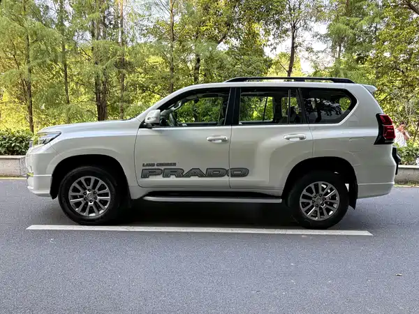 Toyota Prado 2020