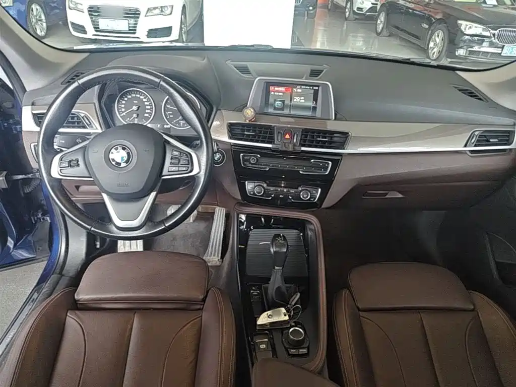BMW X1 2018 — фото 10