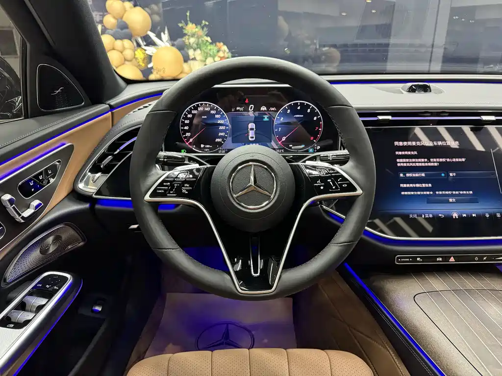 Mercedes-Benz E-Class 2024 — фото 13