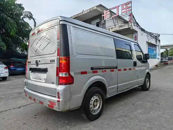 Dongfeng Xiaokang C35 2021