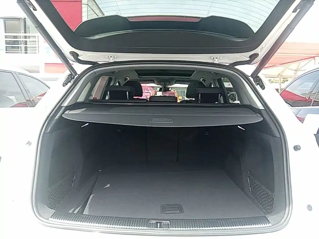 Audi Q5L 2022 — фото 19