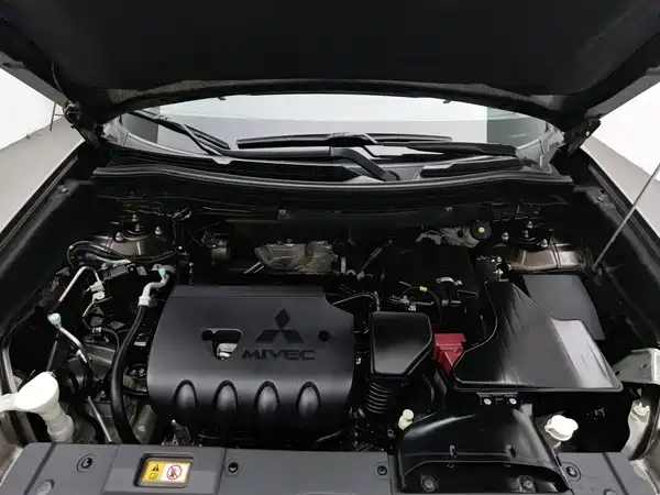 Mitsubishi Outlander 2019