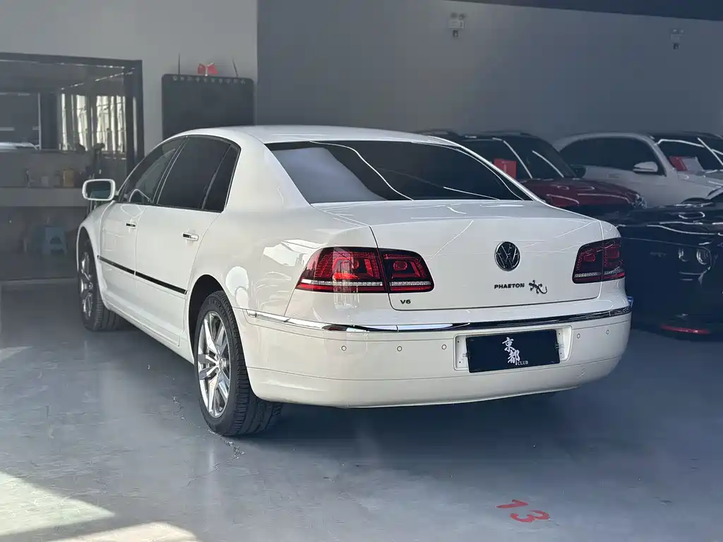 Volkswagen Phaeton 2016 — фото 4