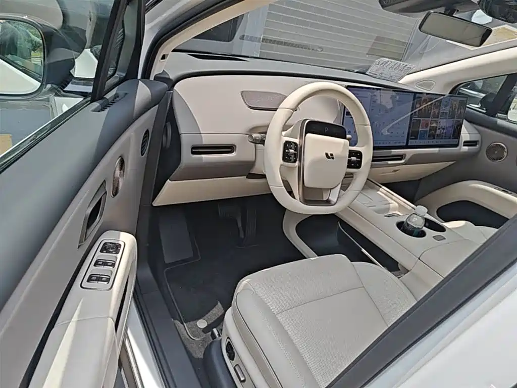 Li Auto i8 2026 — фото 16