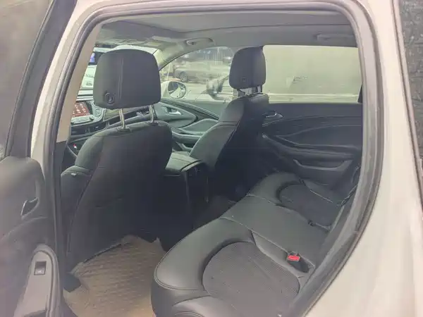 Buick Envision Plus 2020
