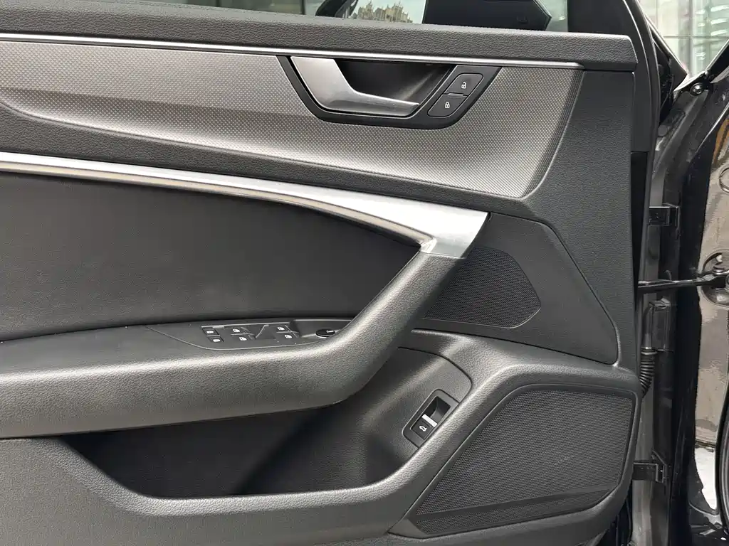 Audi A6L 2020 — фото 13