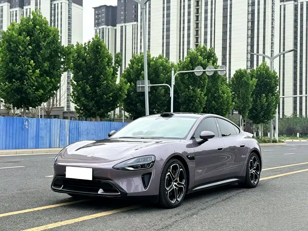Xiaomi SU7 2025