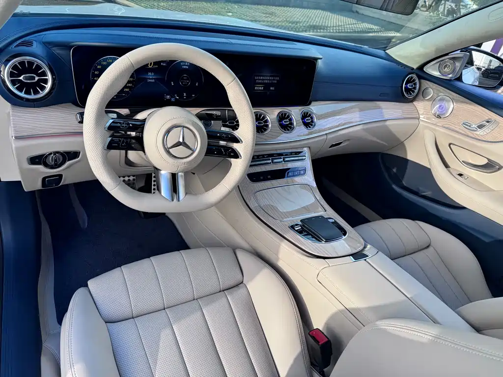 Mercedes-Benz E-Class 2023 — фото 6