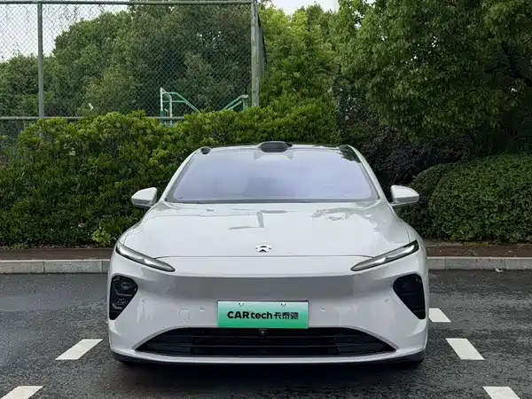 NIO ET7 2022