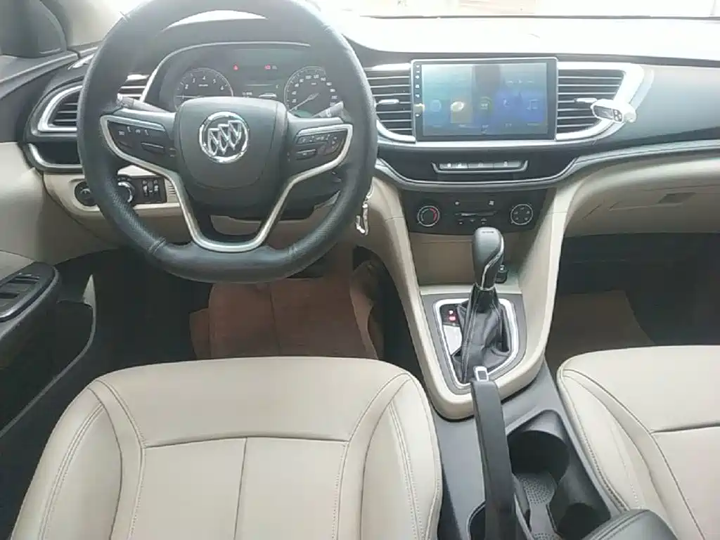 Buick Excelle 2017 — фото 13