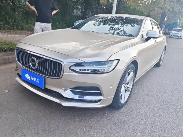Volvo S90 2017