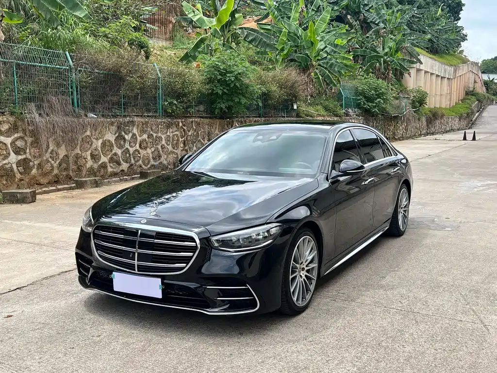 Mercedes-Benz S-Class 2023