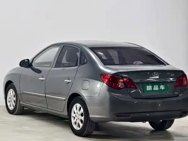 Hyundai Yuedong 2010