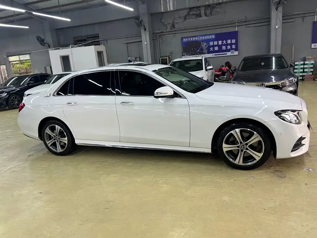 Mercedes-Benz E-Class 2019 — фото 22