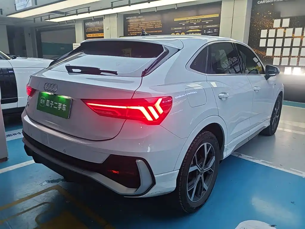 Audi Q3 Sportback 2021 — фото 7
