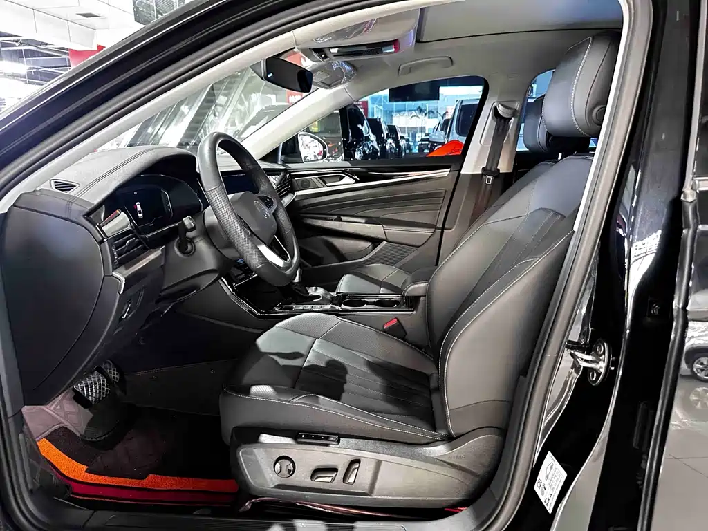 Volkswagen Passat 2024