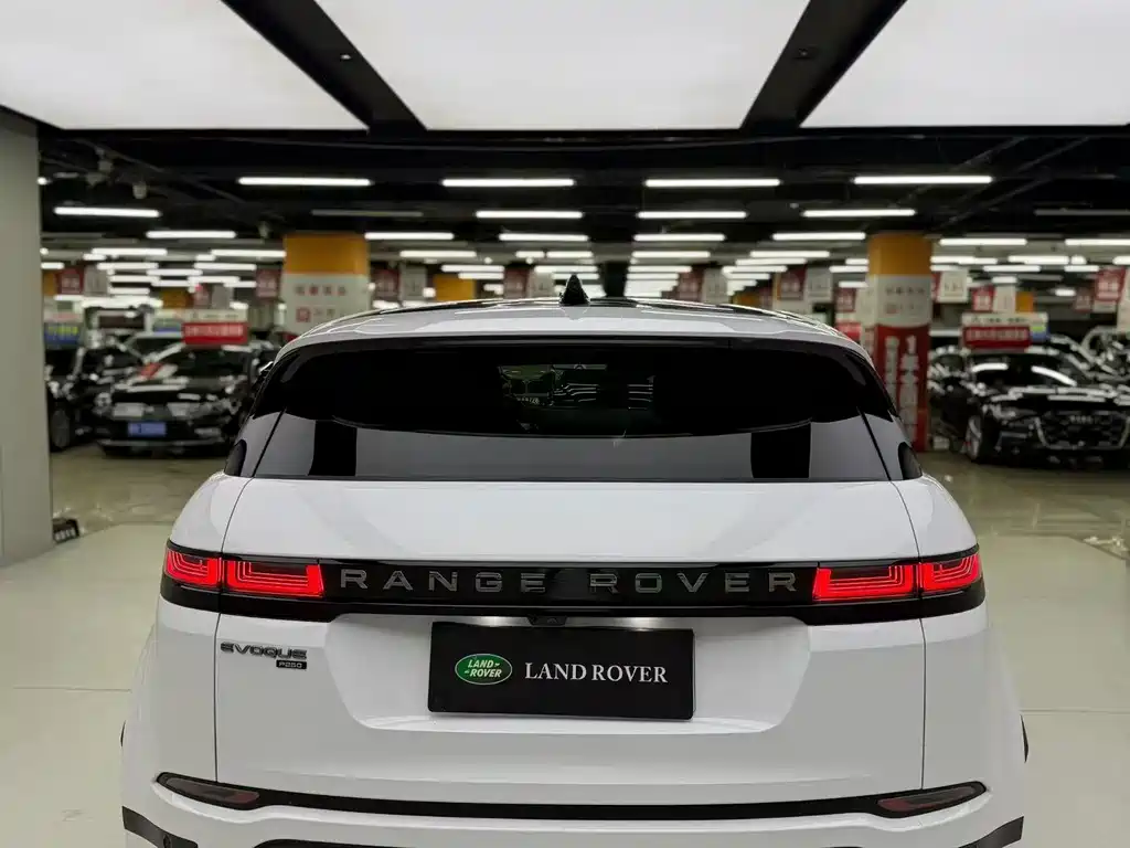Land Rover Evoque 2022 — фото 5