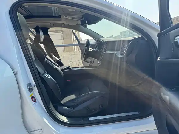 Volvo S60 2021