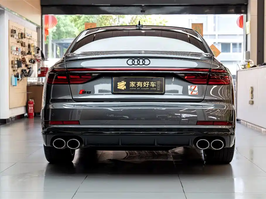 Audi S8 2021 — фото 5