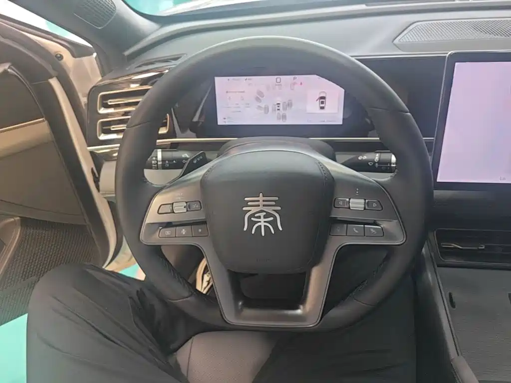 BYD Qin L 2025 — фото 11