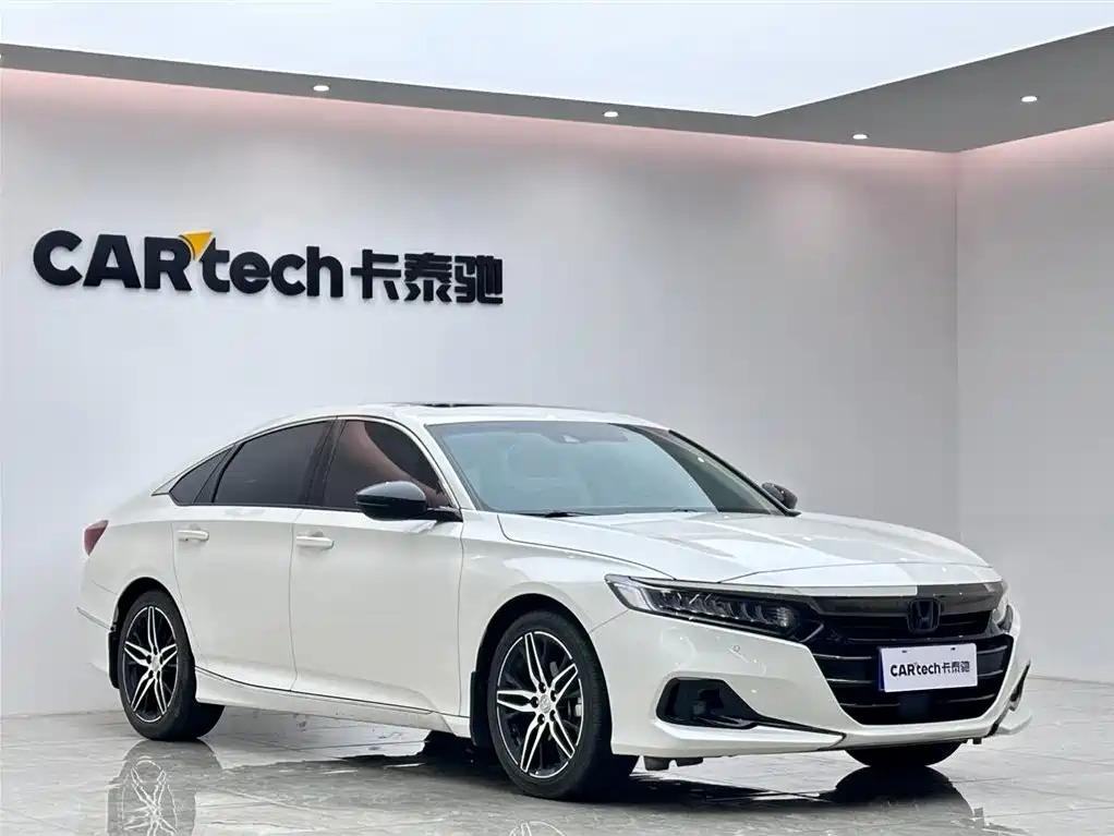 Honda Accord 2022 — фото 6