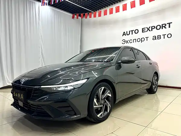 Hyundai Elantra 2023