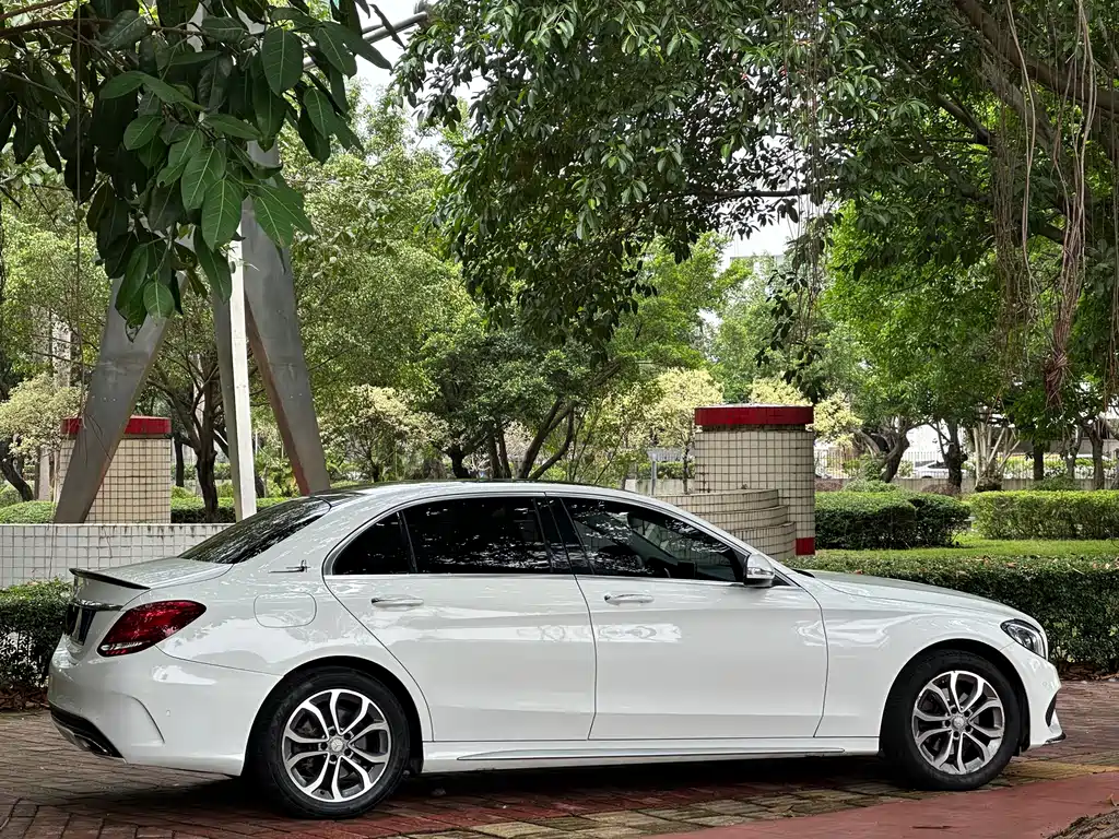 Mercedes-Benz C-Class 2015 — фото 4