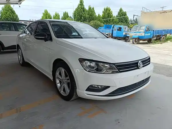 Volkswagen Lamando 2015