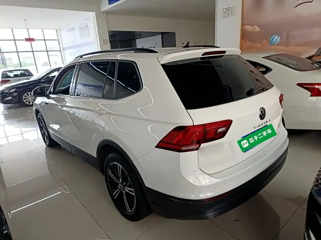Volkswagen Tiguan L 2020 — фото 5