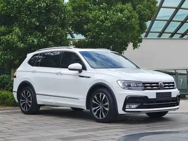 Volkswagen Tiguan L 2021