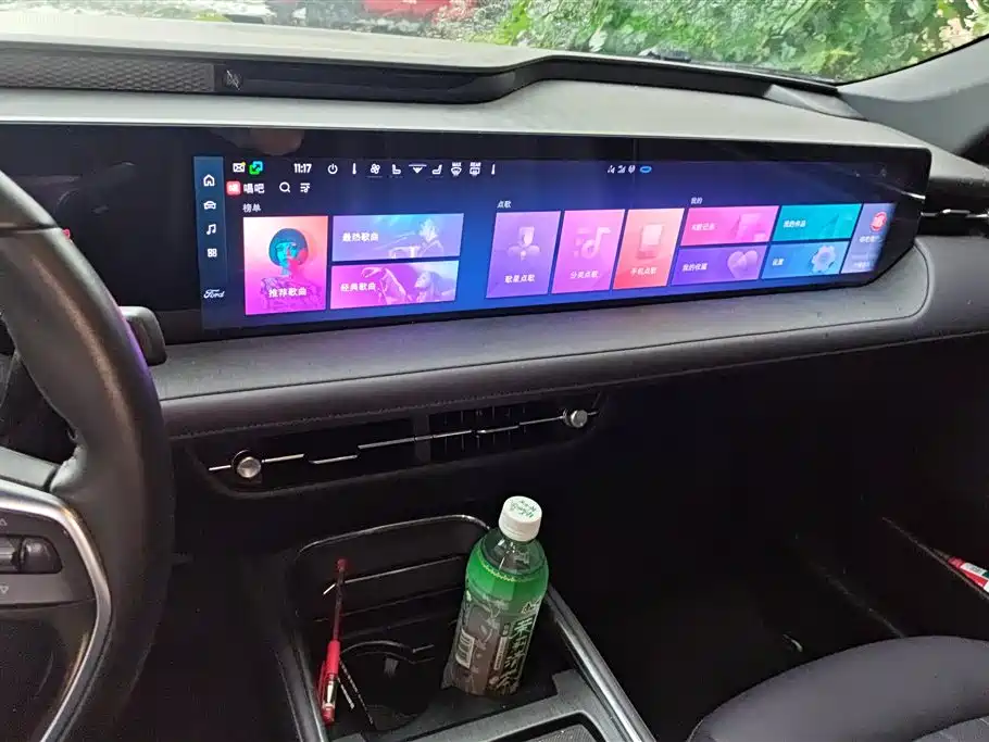 Ford Mondeo 2025 — фото 13