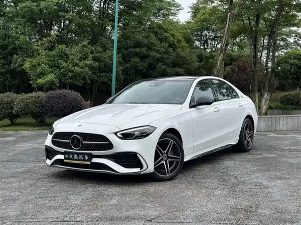 Mercedes-Benz C-Class 2025