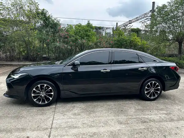 Toyota Avalon 2023