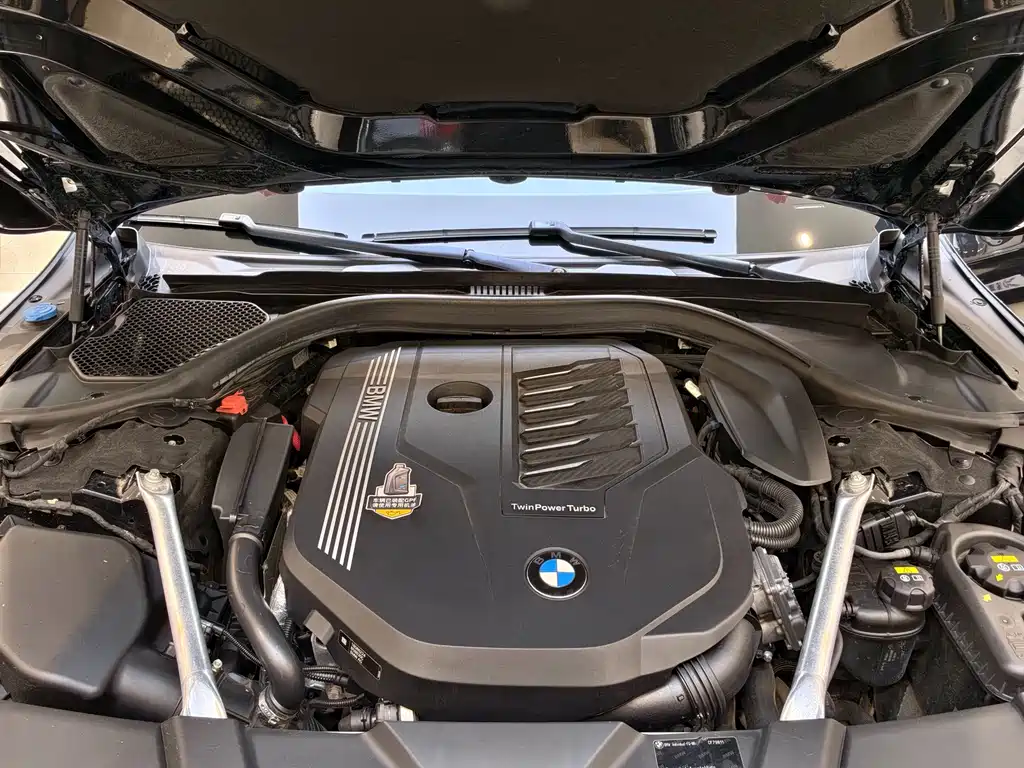 BMW 7 Series 2021 — фото 16
