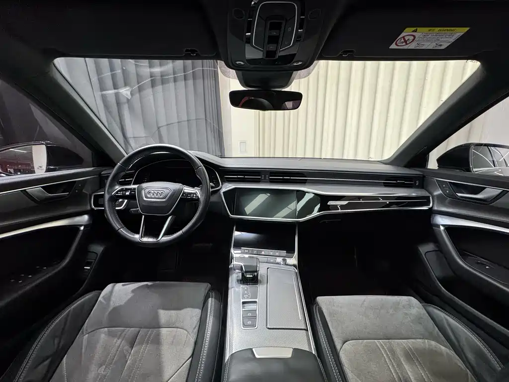 Audi A6L 2020 — фото 27