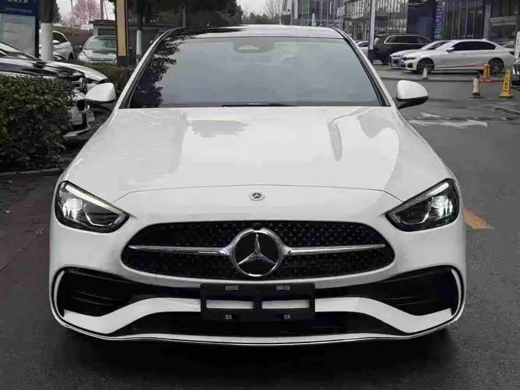 Mercedes-Benz C-Class 2023 — фото 2
